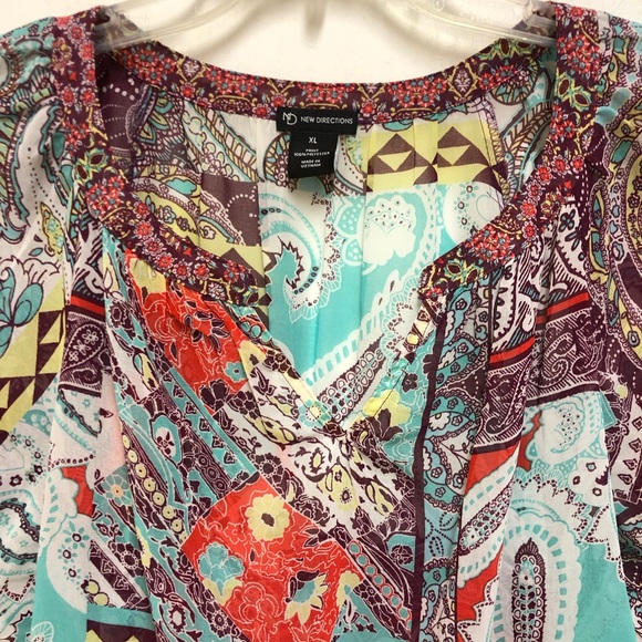 New Direction Polyester top - Picture 3 of 5